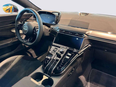 2025 Aston Martin Vantage