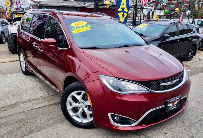 2017 Chrysler Pacifica for sale at Paps Auto Sales in Chicago IL