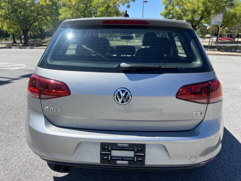 2015 Volkswagen Golf TSI SE
