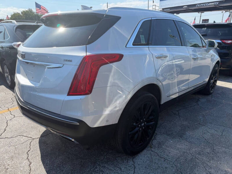 2017 Cadillac XT5 Platinum