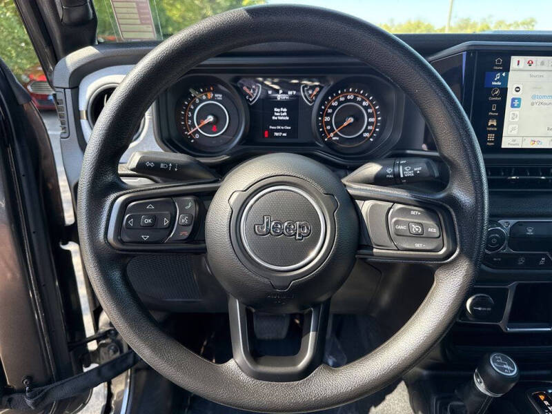 2024 Jeep Gladiator Sport