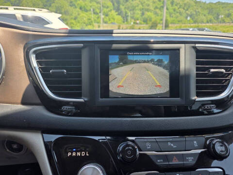 2019 Chrysler Pacifica Touring L
