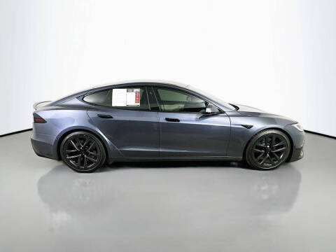 2023 Tesla Model S Plaid