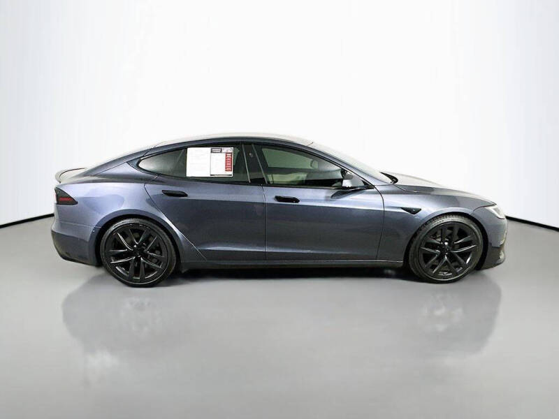 2023 Tesla Model S Plaid