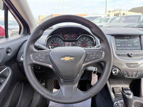 2017 Chevrolet Cruze LT Auto
