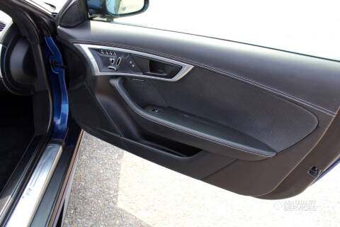 2021 Jaguar F-TYPE R