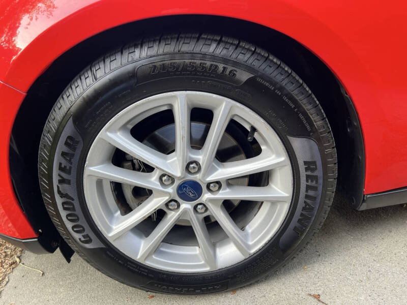 2017 Ford Focus SE