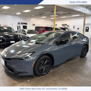 2024 Toyota Prius LE