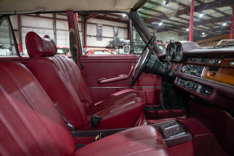 1972 Mercedes-Benz 280-Class