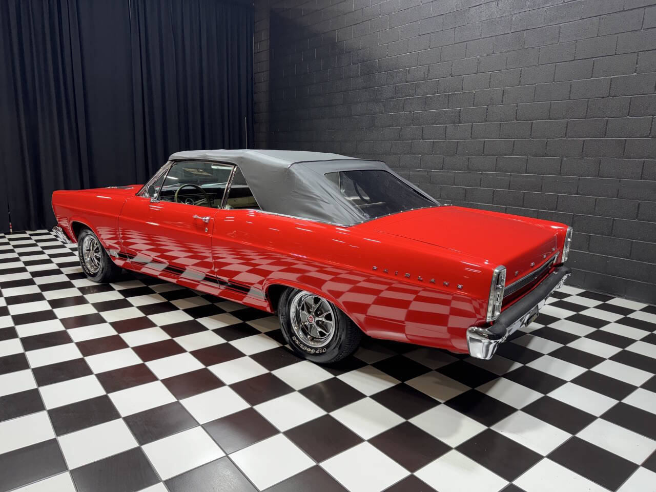 1966 Ford Fairlane 13