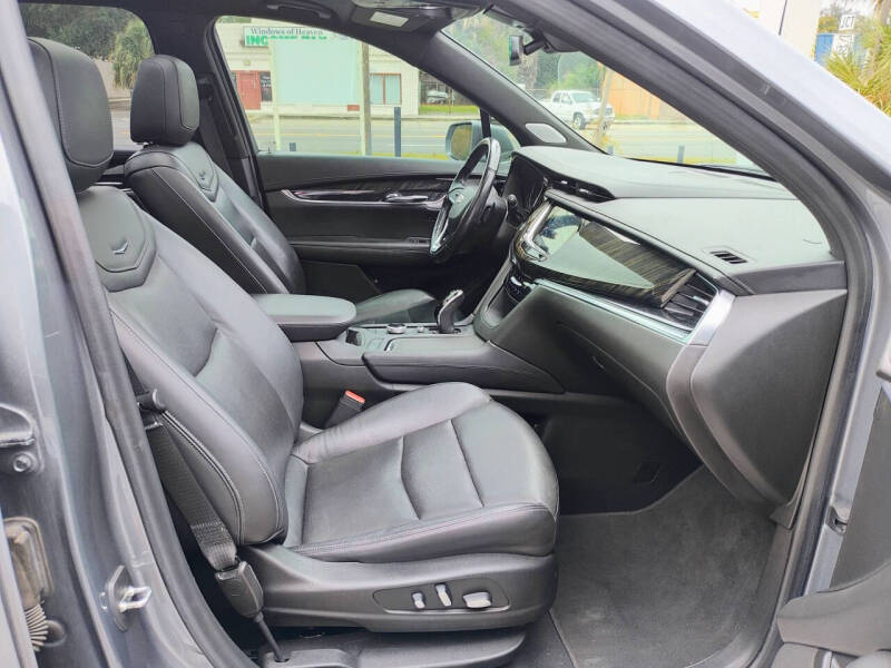 2020 Cadillac XT6 Premium Luxury