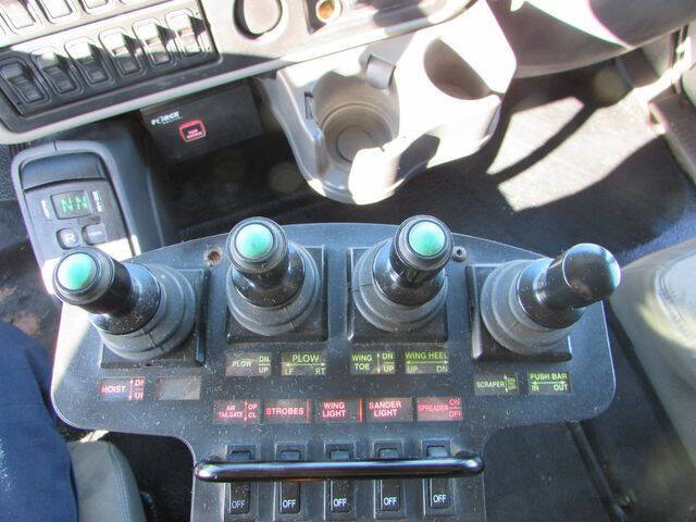 2011 International WorkStar 7400