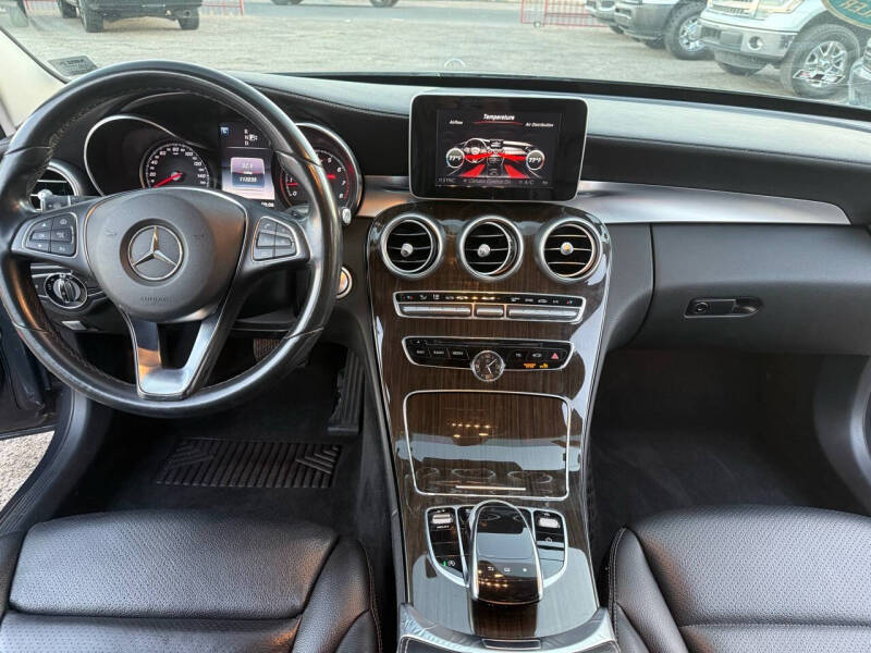 2015 Mercedes-Benz C-Class C300 photo 25