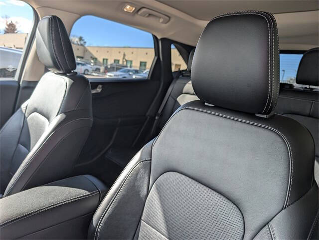 2020 Ford Escape Titanium