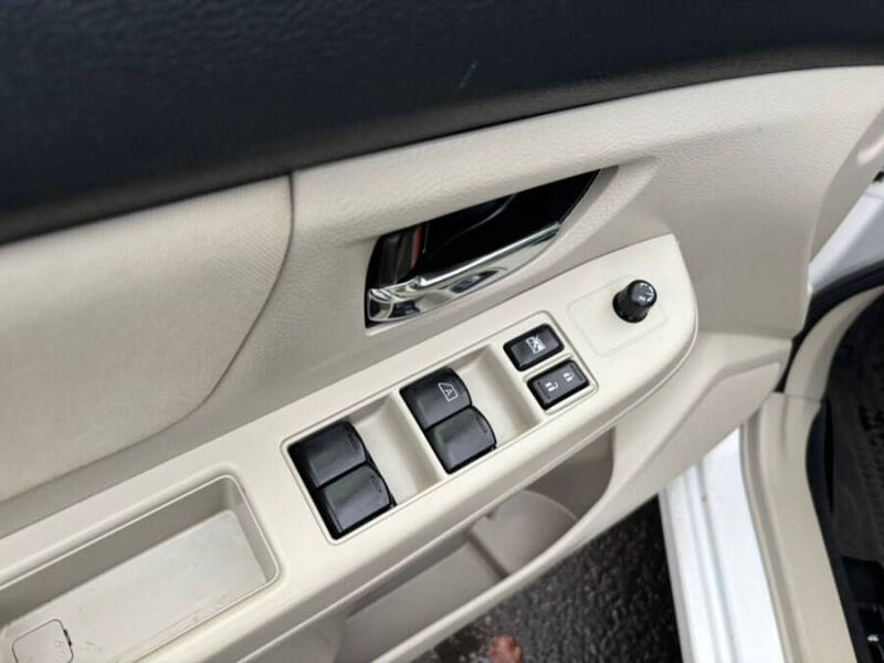 2013 Subaru Impreza 2.0i Premium