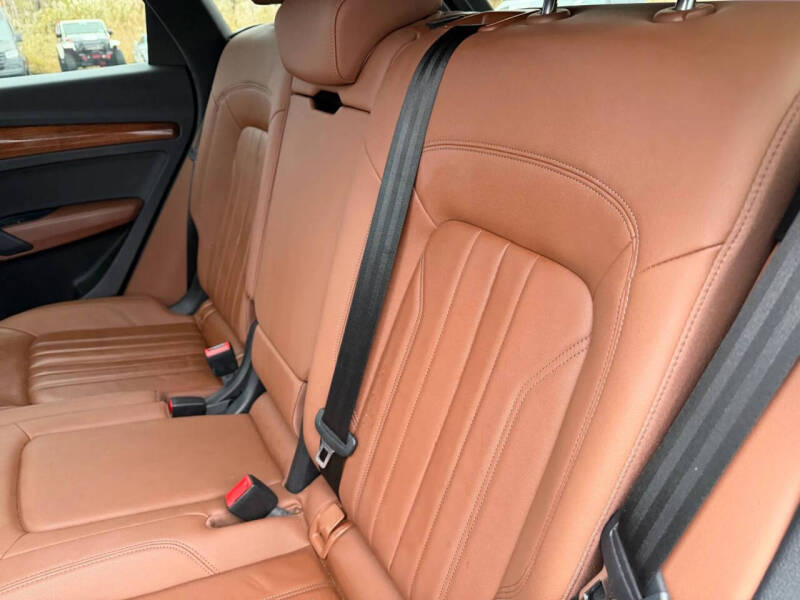 2022 Audi Q5 quattro S line Premium 45 TFSI