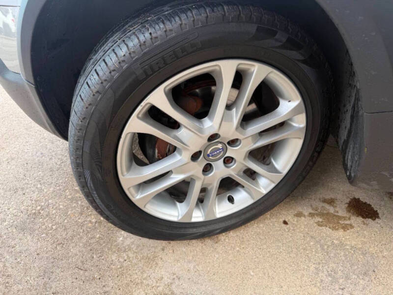 2016 Volvo XC70 T5 Drive-E Platinum