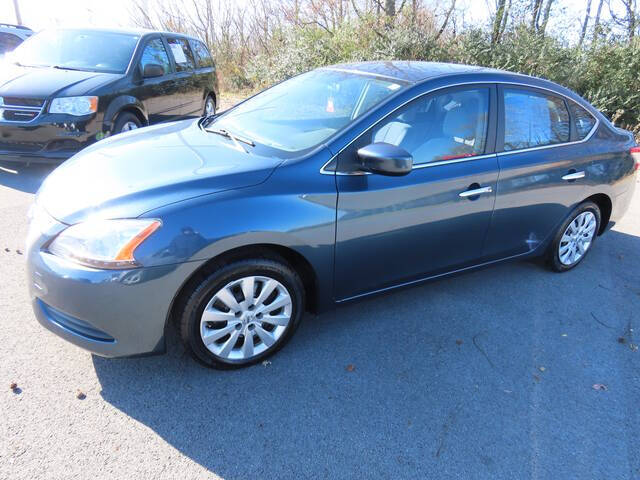 2013 Nissan Sentra for sale at Modern Automotive Group LLC in Lafayette, TN