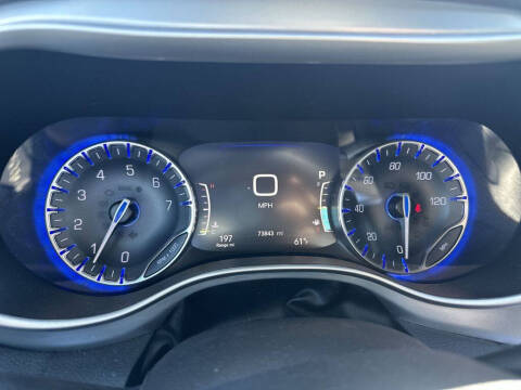 2023 Chrysler Pacifica Touring