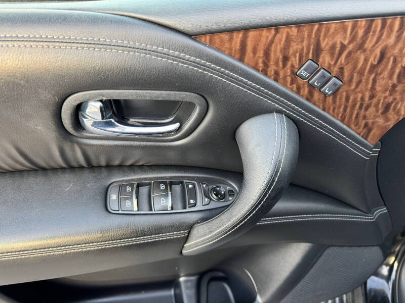 2017 Nissan Armada SL