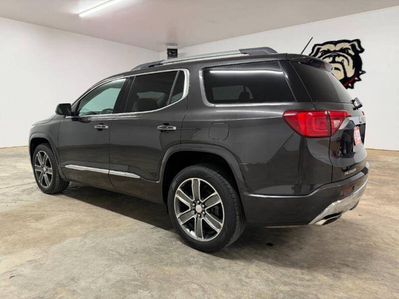 2017 GMC Acadia Denali