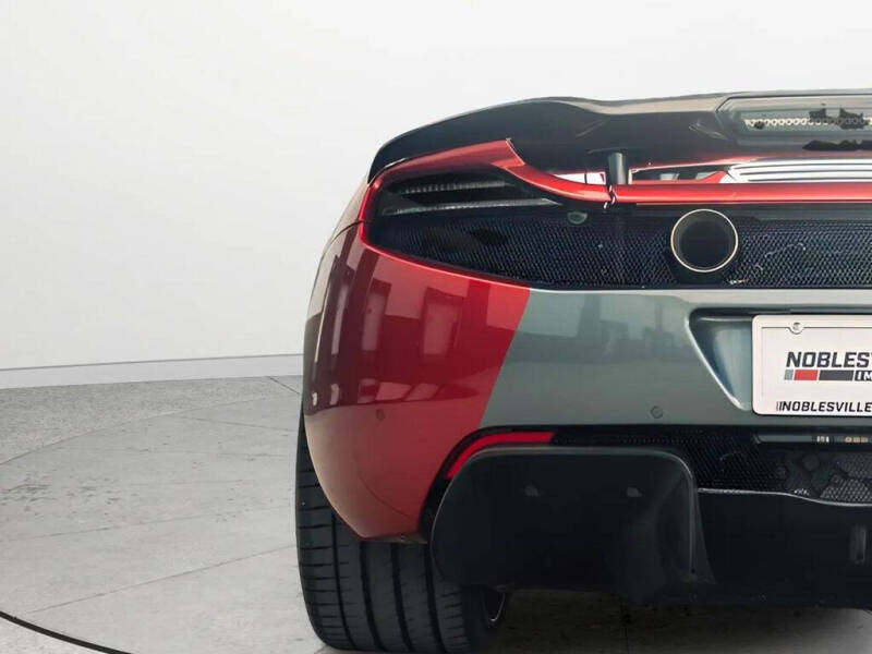 2012 McLaren MP4-12C