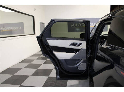 2019 Land Rover Range Rover Velar P250 R-Dynamic SE