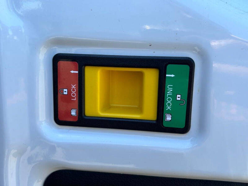 2022 Ford E-Transit
