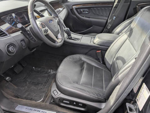 2016 Ford Taurus Limited