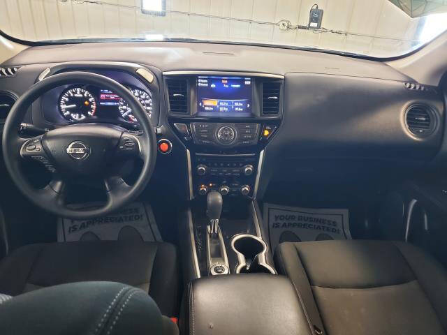 2019 Nissan Pathfinder S