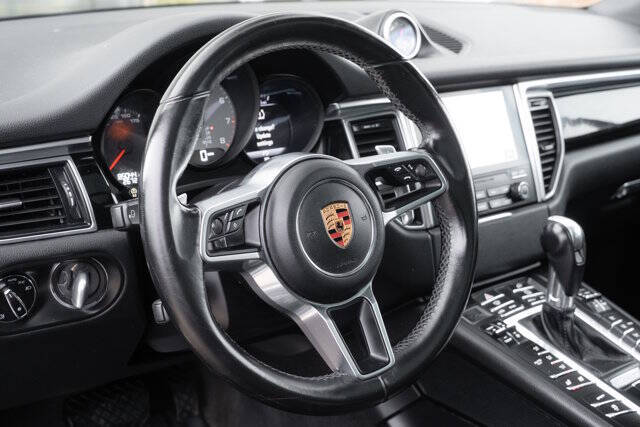 2018 Porsche Macan S