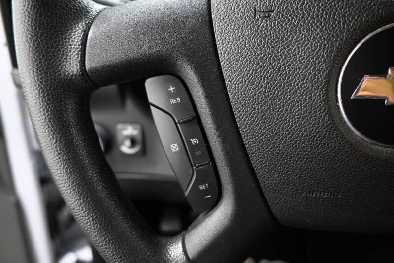 2023 Chevrolet Express 2500