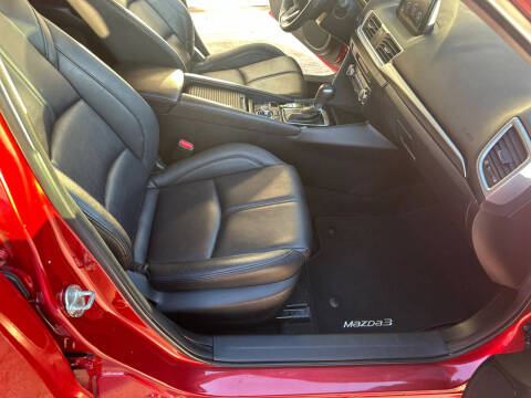 2017 Mazda MAZDA3 Touring