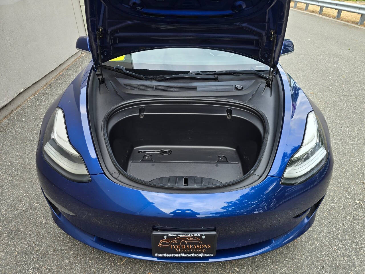 Dk. Blue 2020 Tesla Model 3 Long Range AWD Long Range 4dr Sedan 38