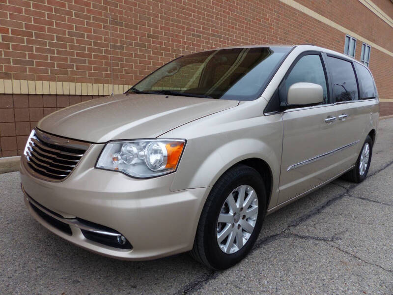 2016 Chrysler Town and Country for sale at Macomb Automotive Group in New Haven MI