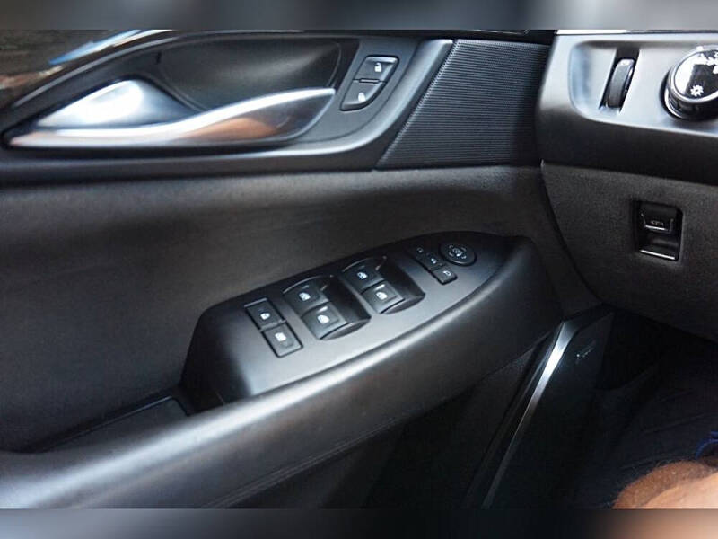 2019 Cadillac Escalade Platinum