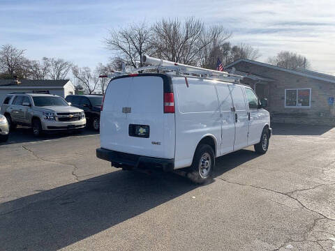 2017 GMC Savana 2500