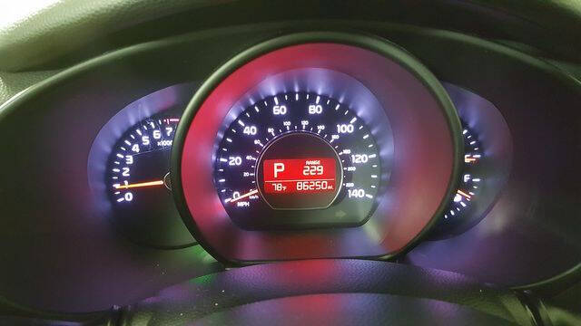 2016 Kia Soul +