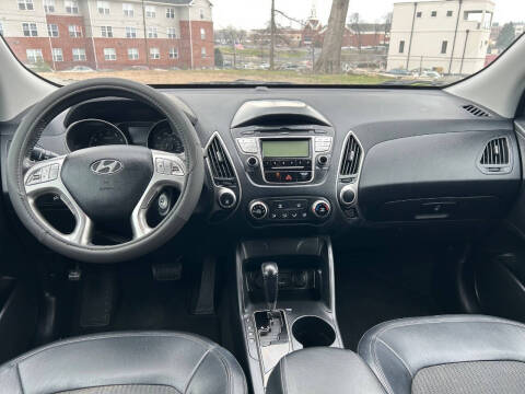 2011 Hyundai Tucson GLS