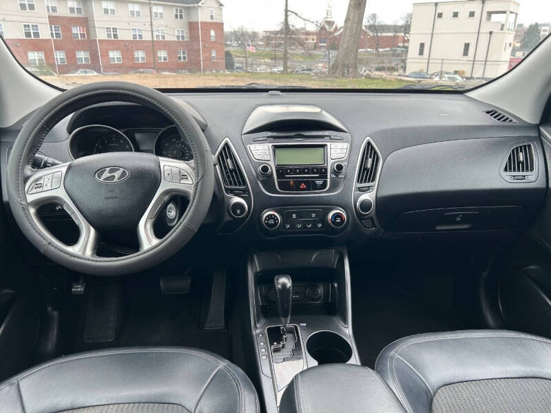 2011 Hyundai Tucson GLS