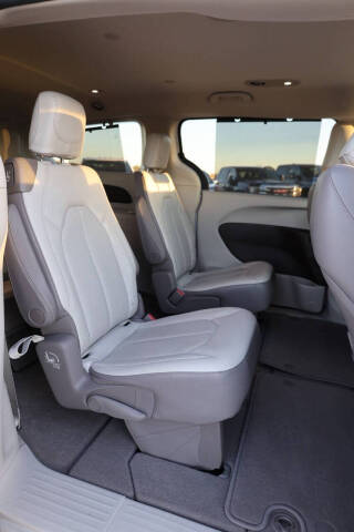 2019 Chrysler Pacifica Touring L