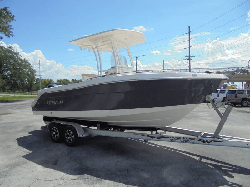 2017 Robalo R222