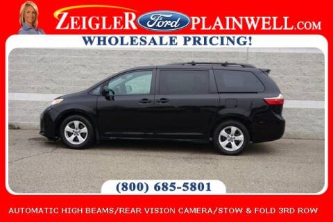 2018 Toyota Sienna for sale at Zeigler Ford of Plainwell- Jeff Bishop in Plainwell MI