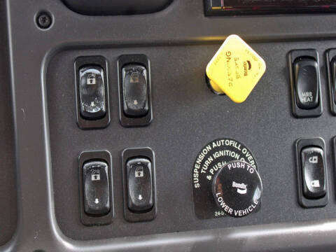 2018 Freightliner M2 106