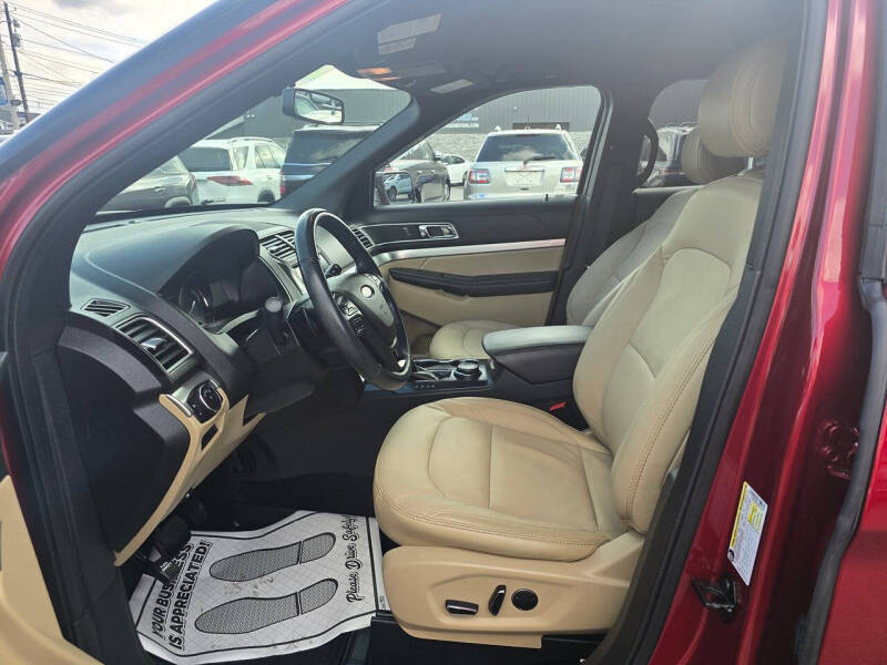 2017 Ford Explorer XLT