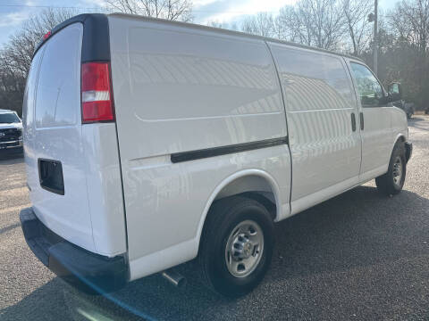 2025 Chevrolet Express 2500