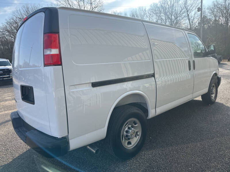 2025 Chevrolet Express 2500