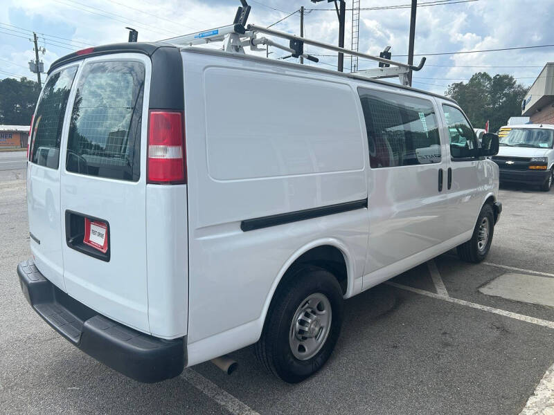 2017 Chevrolet Express 2500