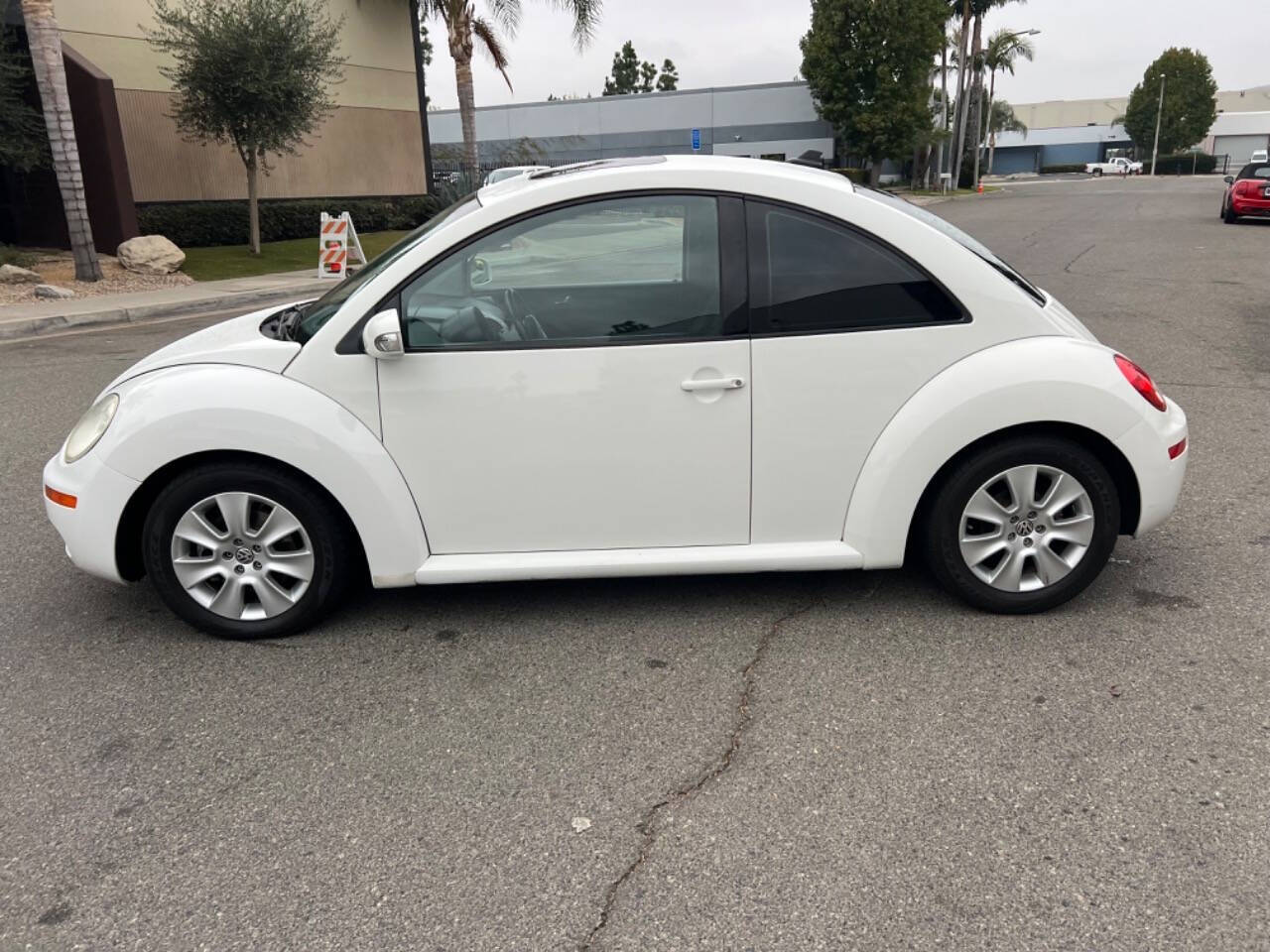 2010 Volkswagen New Beetle for sale at ZRV AUTO INC in Brea, CA