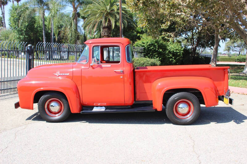 1956 Ford F-100